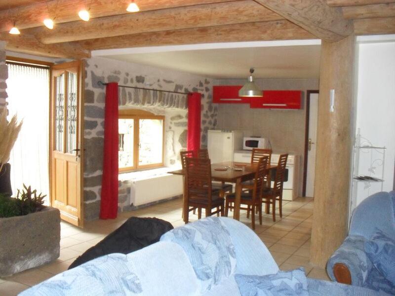 maison Mouilhade Chaspuzac Extérieur photo